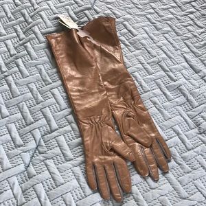 Leather gloves - brand new - size SM